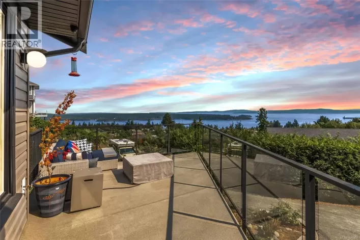 824 Craig Rd, Ladysmith