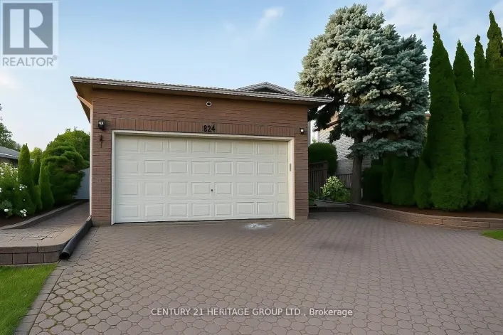 824 THORNTON ROAD N, Oshawa