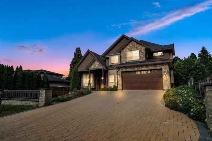 8245 144A STREET, Surrey