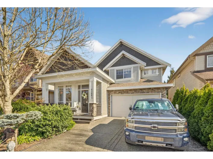 8248 211 STREET, Langley