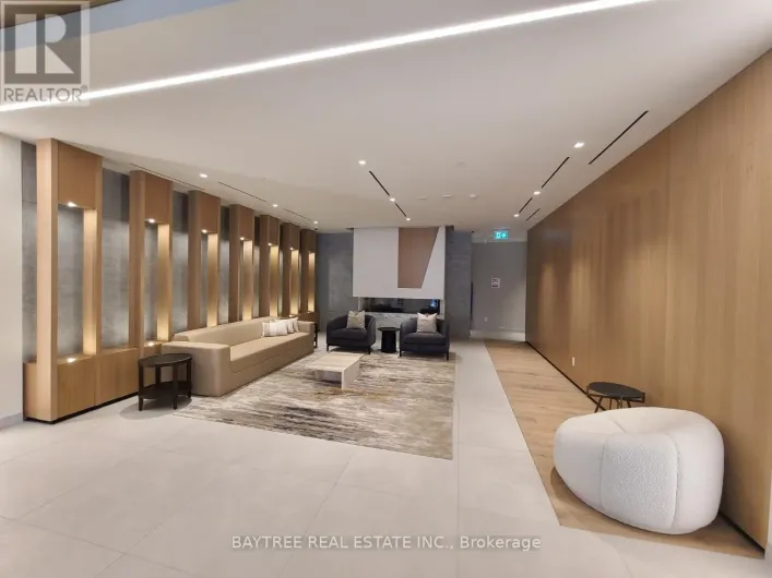 825 - 5 DEFRIES STREET, Toronto