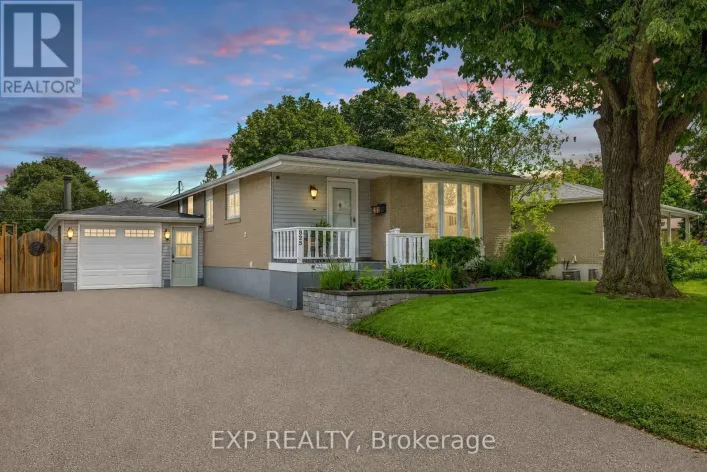825 BEM AVENUE, Pickering
