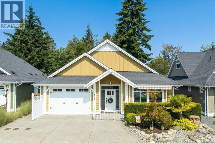 825 Parkside Cres, Parksville