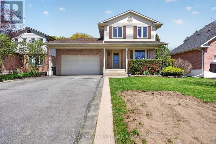 825 SOMERSET CRESCENT, Kingston