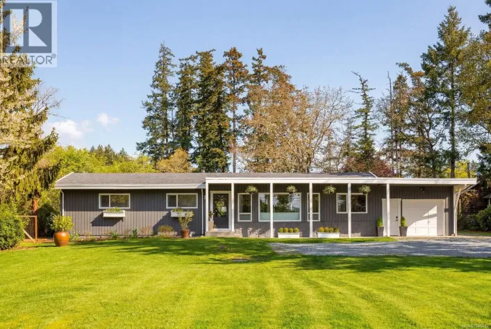 826 Birch Rd, North Saanich