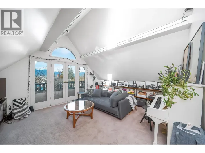 826 E 13TH AVENUE, Vancouver