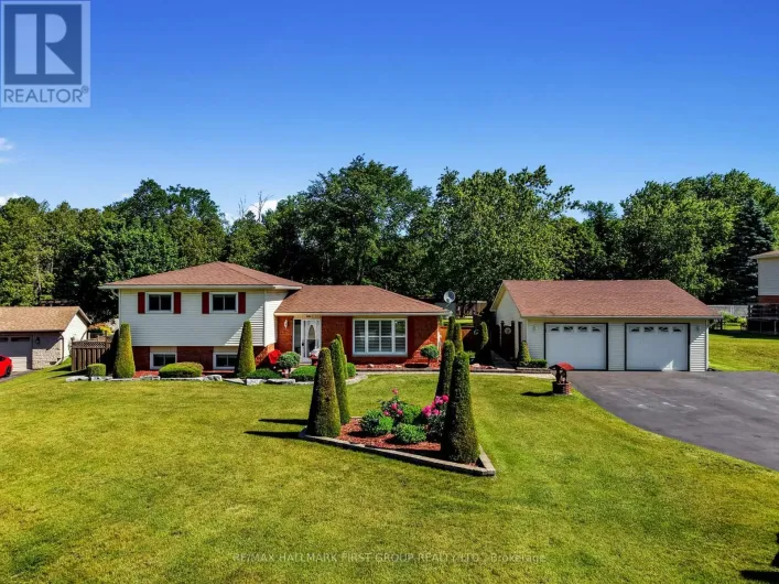 8266 ALBERT COURT, Hamilton Township
