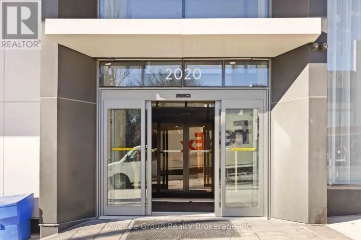 827 - 2020 BATHURST STREET, Toronto
