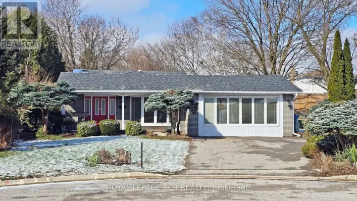 827 LEGGE COURT, Newmarket