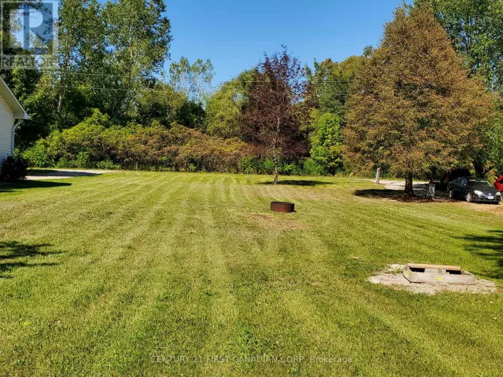8275 GOOSEMARSH LINE, Lambton Shores