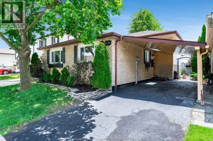 8275 Little River, Windsor