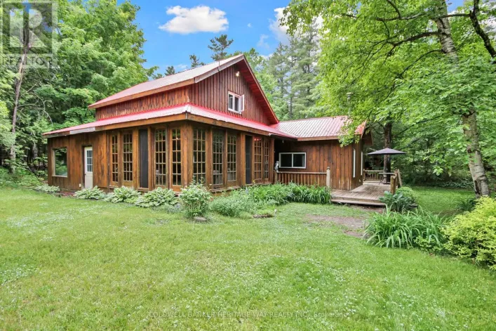 828 ASHBY ROAD, Lanark Highlands
