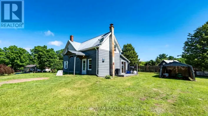 House for sale: 828 CEMETERY ROAD, Lanark Highlands