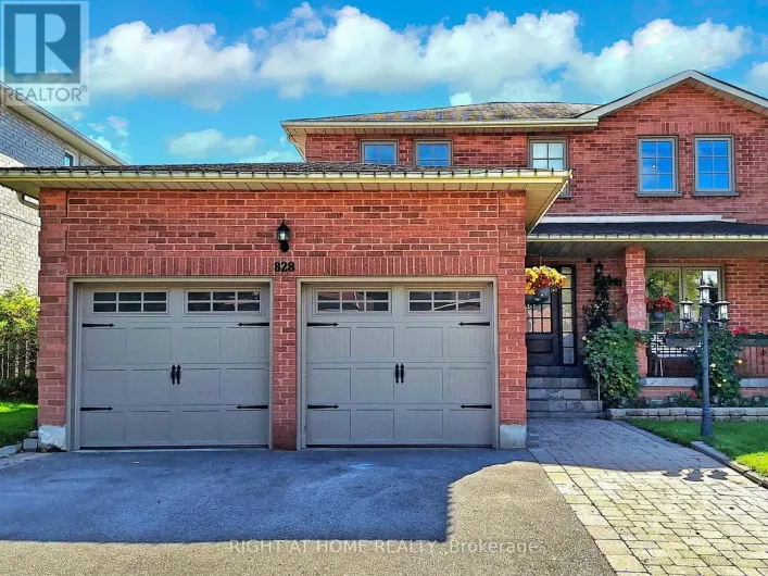 828 LESLIE VALLEY DRIVE, Newmarket