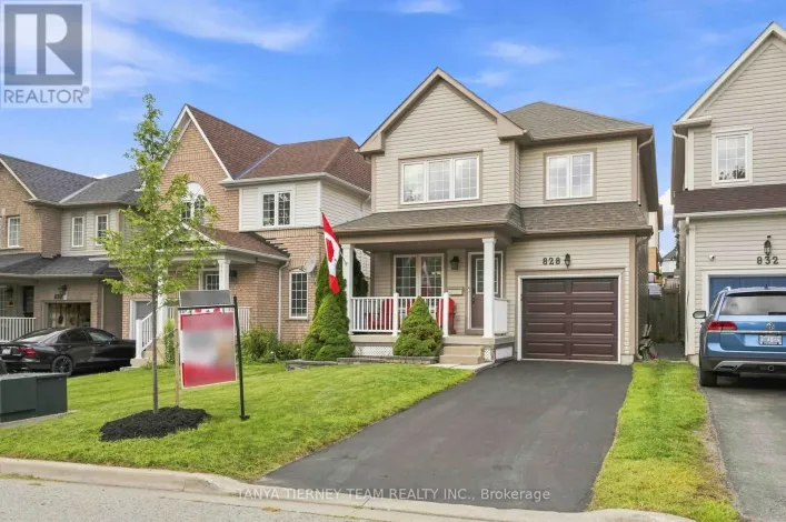 828 TAGGART CRESCENT, Oshawa
