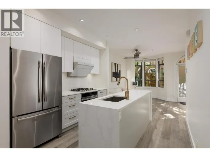 828 W 6TH AVENUE, Vancouver