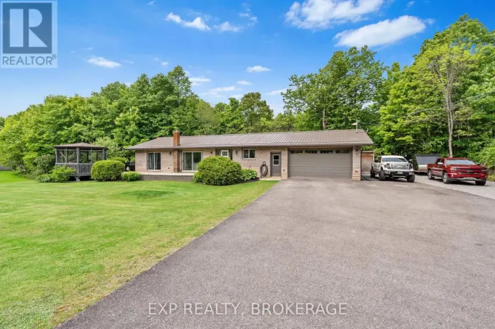8283 PERTH ROAD, Frontenac