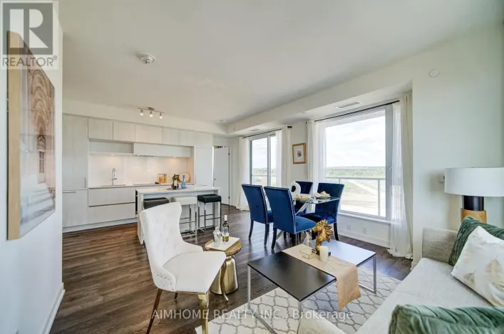 829 - 2 DAVID EYER ROAD E, Richmond Hill
