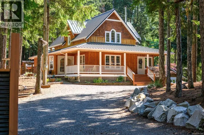 829 Lazo Rd, Comox