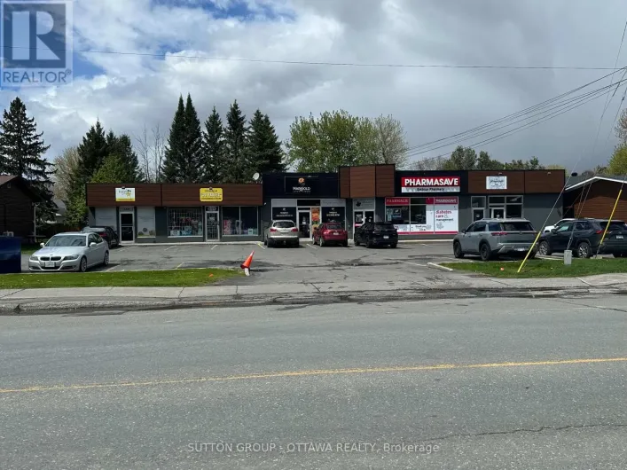 829 NOTRE DAME STREET, Russell
