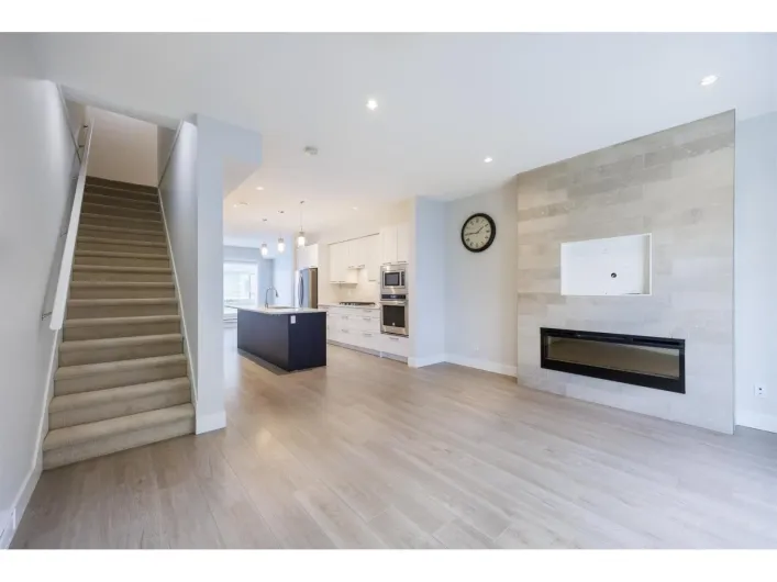 83 16336 23A AVENUE, Surrey