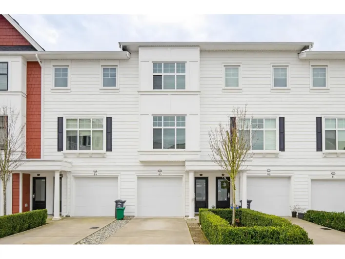83 27735 ROUNDHOUSE DRIVE, Abbotsford