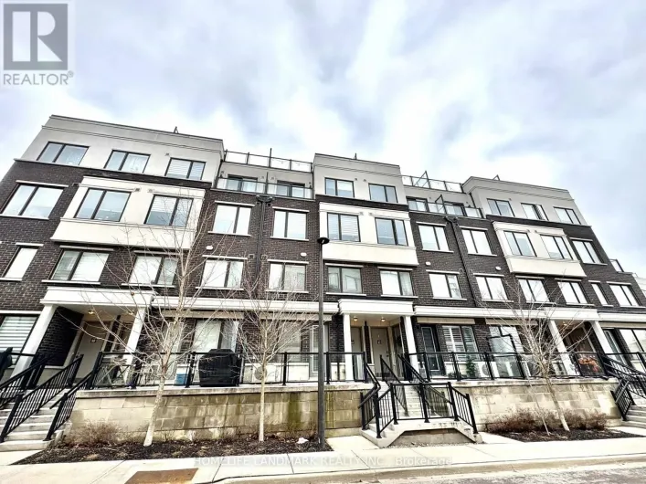 83 - 400 ALEX GARDNER CIRCLE, Aurora