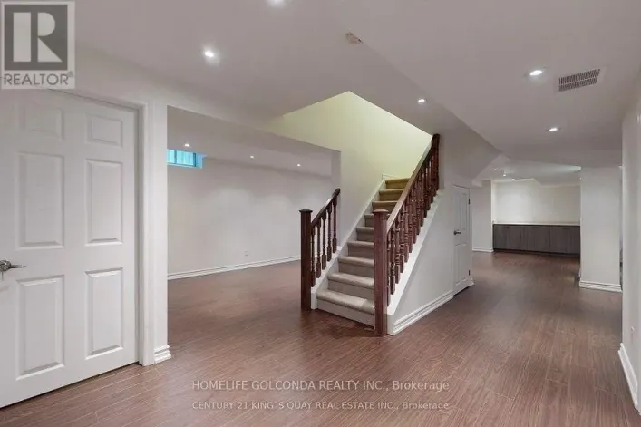 83 BERWICK ( BASEMENT ) CRESCENT, Richmond Hill