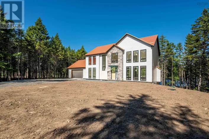 83 Canoe Crescent, Hammonds Plains