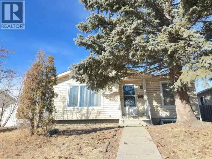 83 Falshire Way NE, Calgary