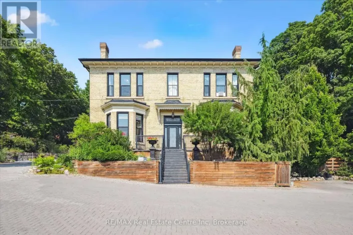 83 KING STREET, Guelph