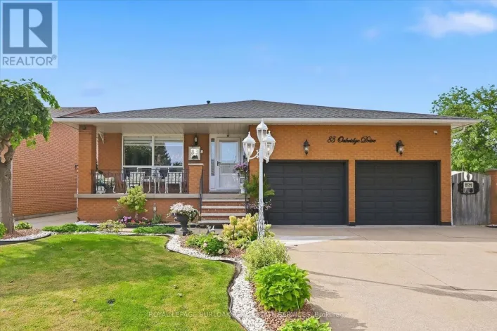 House for sale: 83 OAKRIDGE DRIVE, Hamilton