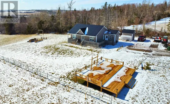 83 Old Cardigan Road, Pisquid