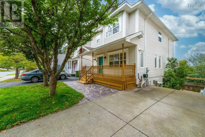 83 Red Fern Terrace, Halifax