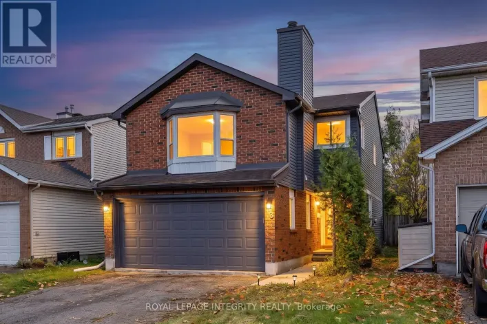 83 SADDLE CRESCENT, Ottawa