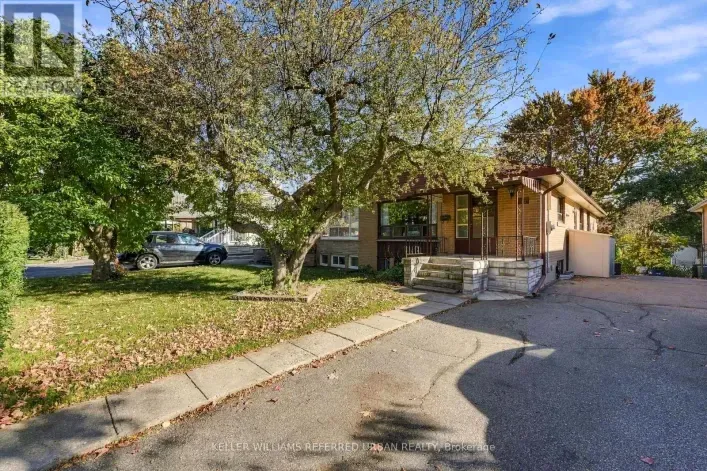 83 SANTA BARBARA ROAD, Toronto