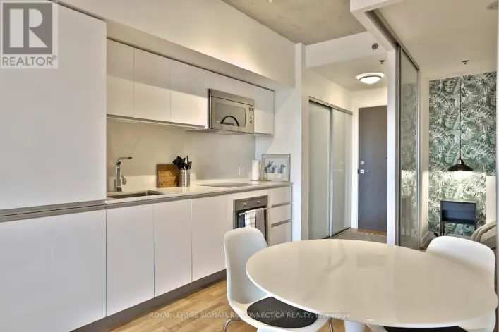 830 - 20 MINOWAN MIIKAN LANE, Toronto