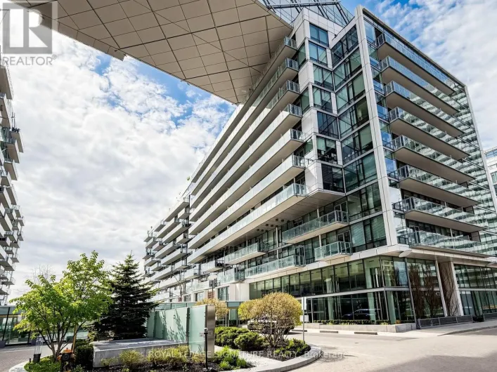 830 - 39 QUEENS QUAY E, Toronto
