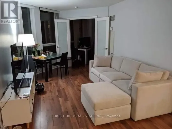 830 - 500 DORIS AVENUE, Toronto