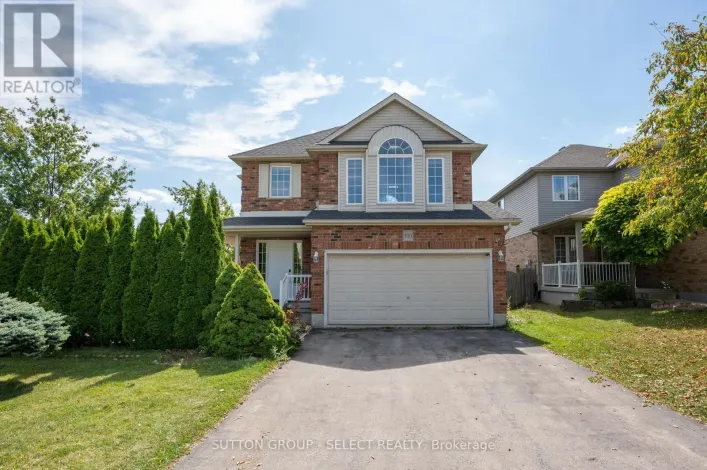 830 CRESTHAVEN CRESCENT, London South