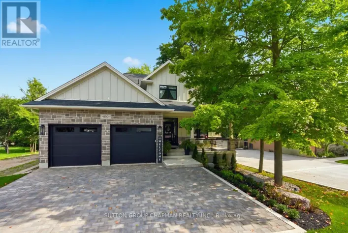830 RIVERSIDE DRIVE, London North