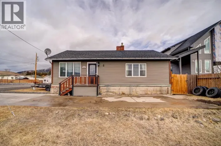 8301 18 Avenue, Coleman