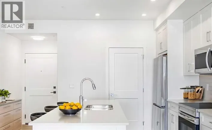 8305, 1802 Mahogany Boulevard SE, Calgary