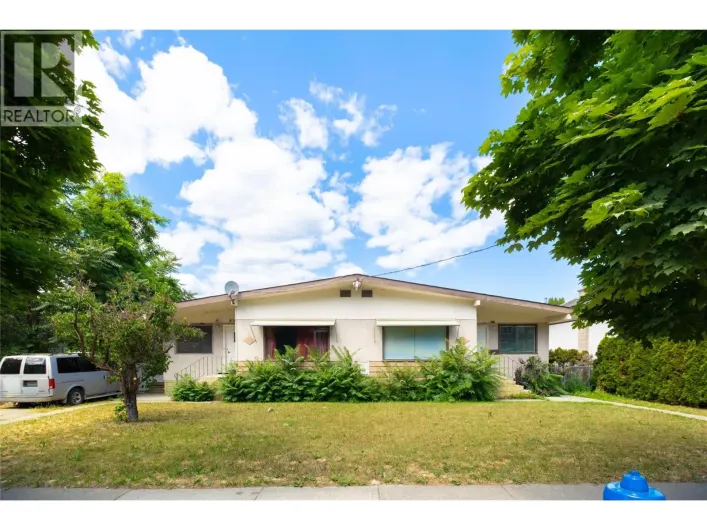 830-832 Leon Avenue, Kelowna