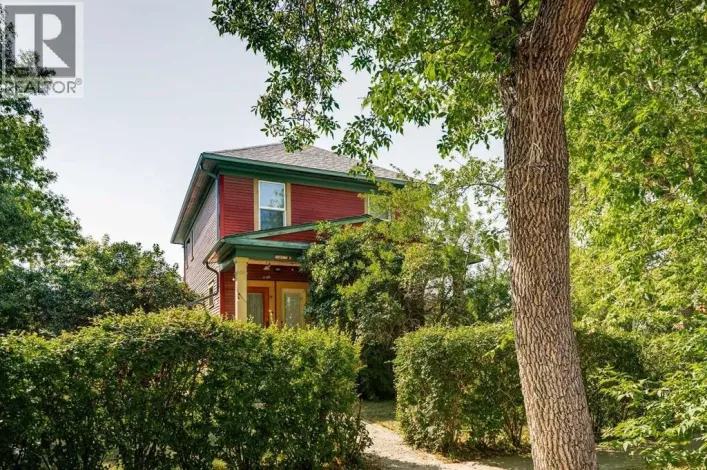 831 4A Street NE, Calgary