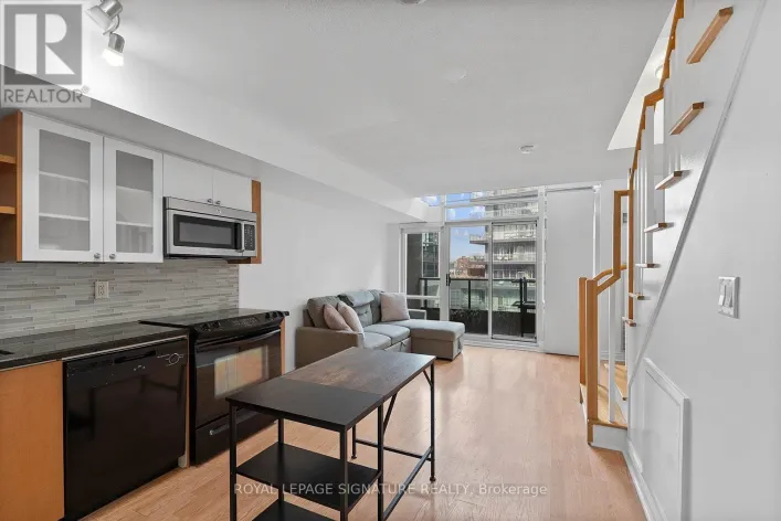 831 - 600 FLEET STREET, Toronto