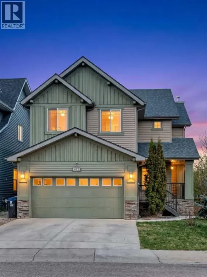 832 Coopers Square SW, Airdrie