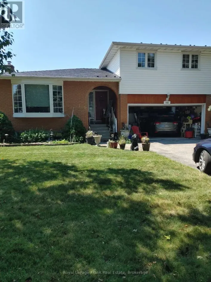 832 FERNDALE STREET, Oshawa