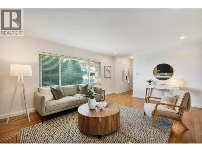 8326 ROYAL OAK AVENUE, Burnaby