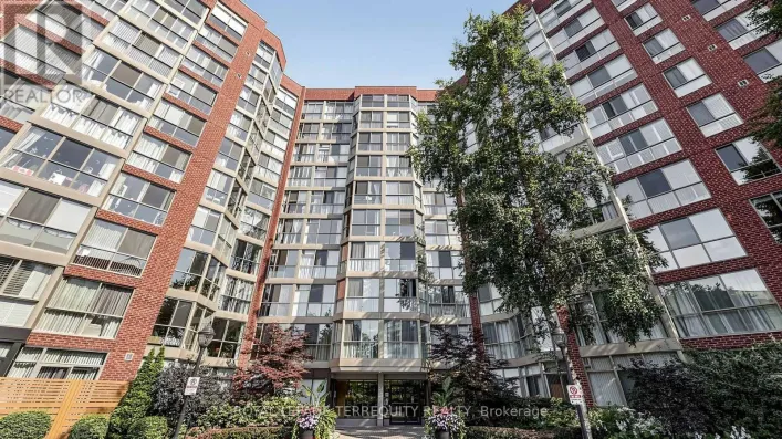 833 - 22 SOUTHPORT STREET, Toronto